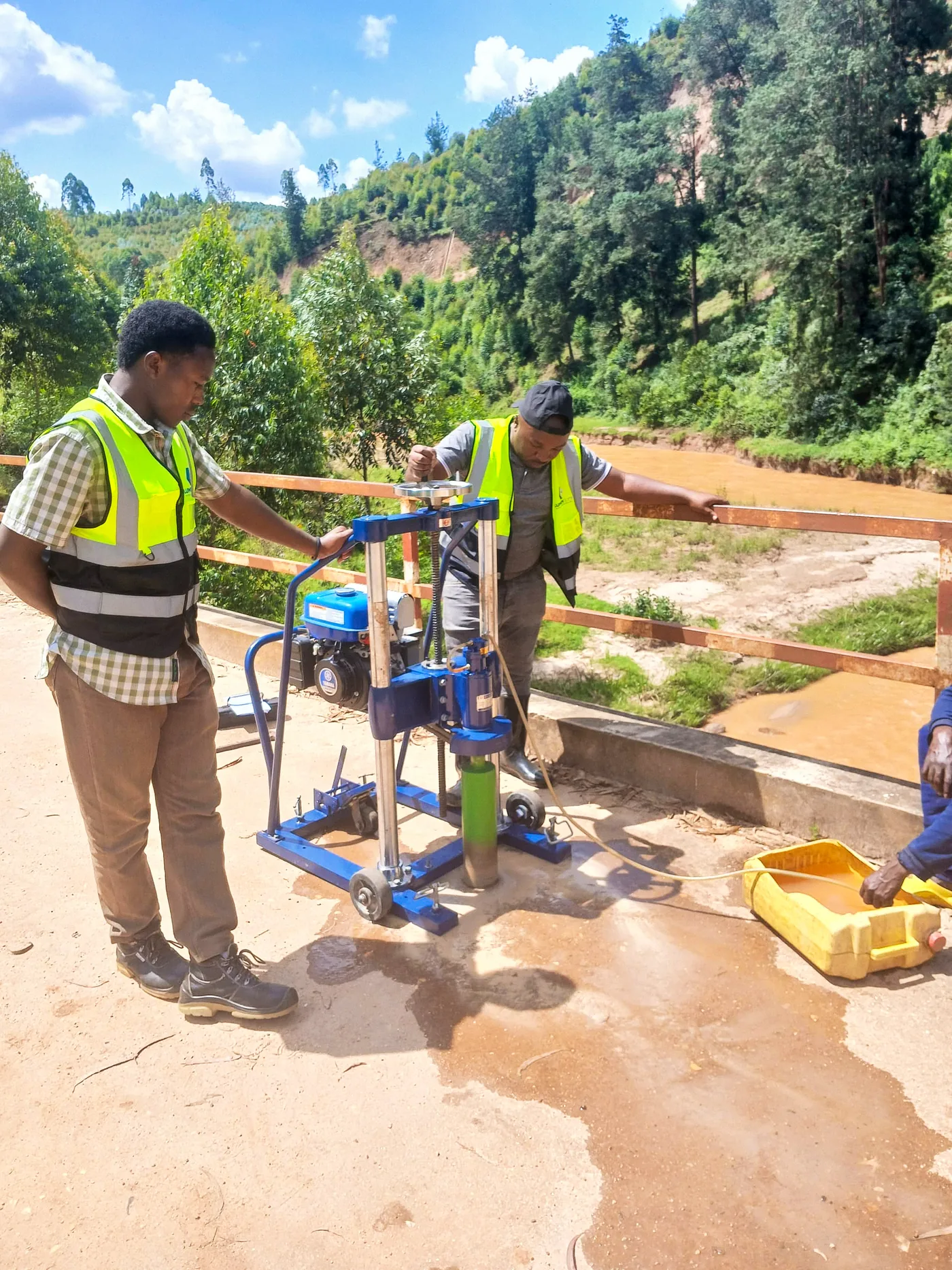 Agatare Bridge site work, image 8
