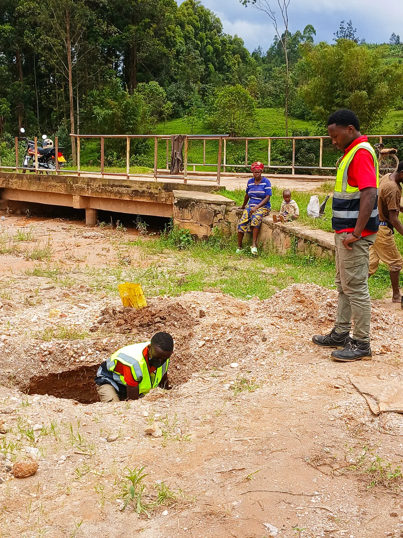 Miguramo Bridge site work, image 6